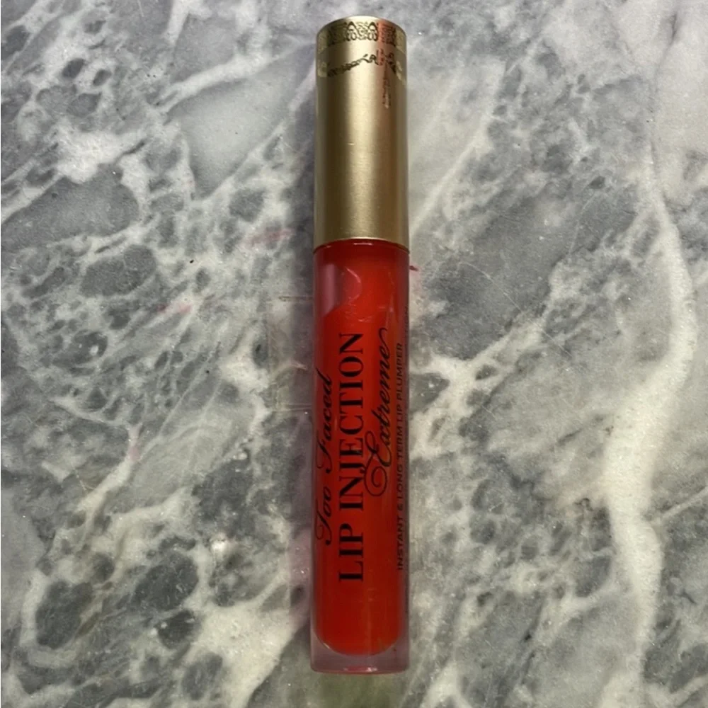 New Too Faced Lip Injection Extreme Tangerine Dream
